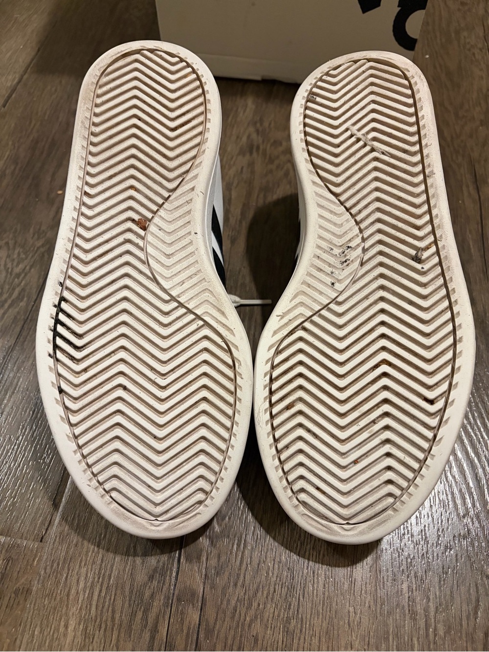Grand Court Addidas White Sneakers with Black Stripes - Picture 5 of 6